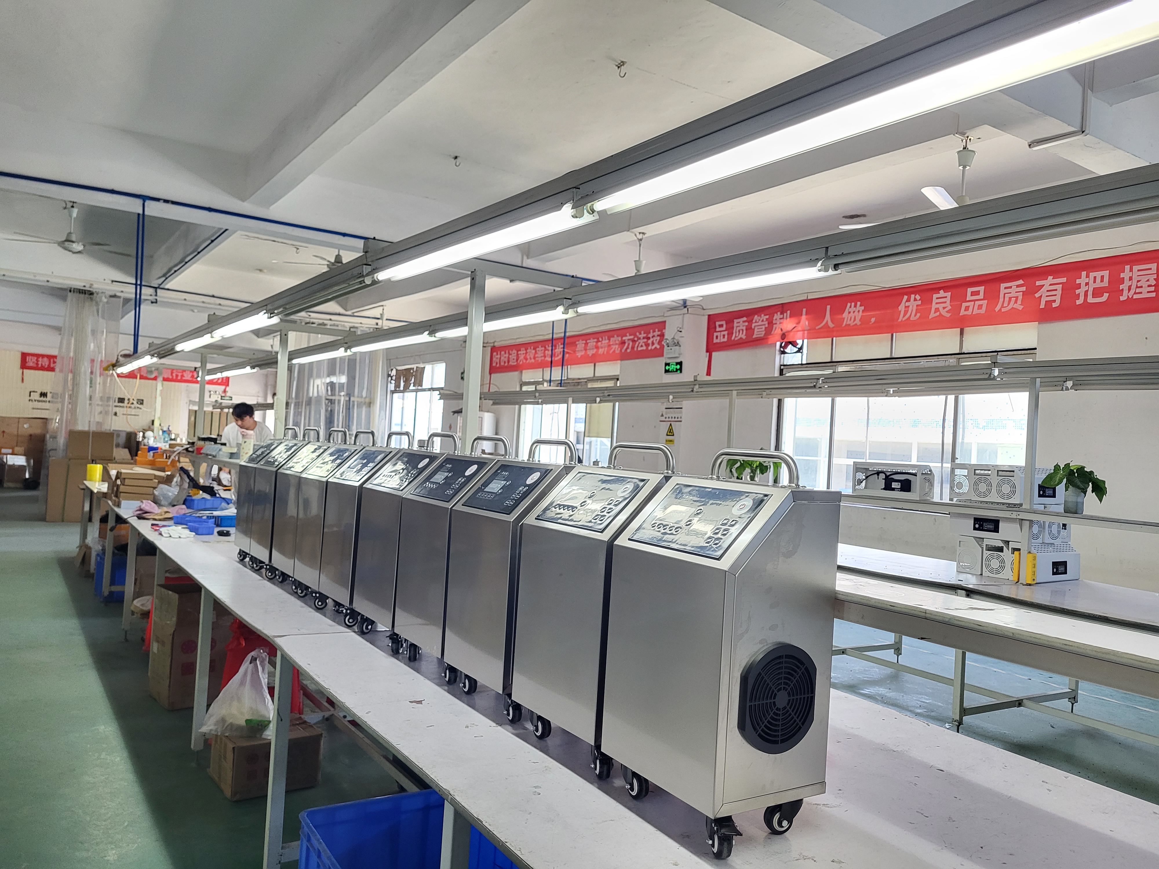 Generador de ozono de fuente de aire de venta directa de fábrica Flygoo para purificación de agua